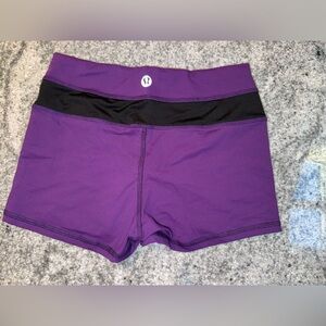 Lululemon Reversible Boogie shorts - SIZE 4